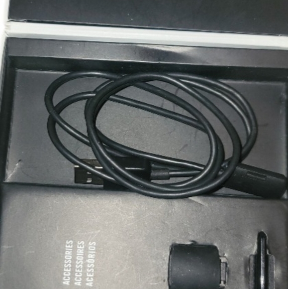 Nike + Plus Fuel Band Steel Activity Tracker Bluetooth iOS Size Small - Picture 6 of 8